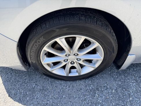 Used 2013 Subaru Impreza 2.0i Premium w/ All-Weather Pkg image 57