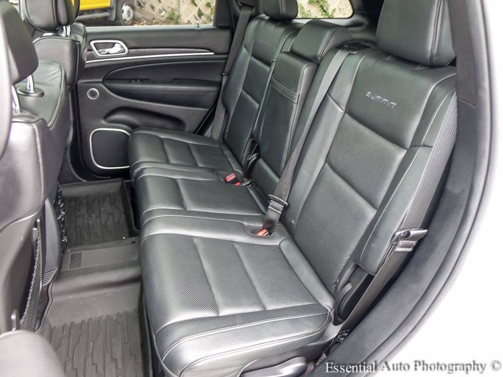 Used 2018 Jeep Grand Cherokee Summit w/ Platinum Series Group AWD/4WD image 11