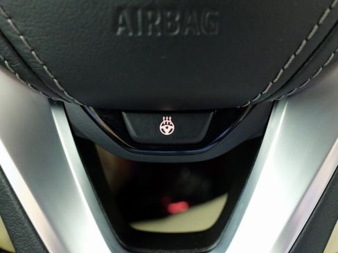 Used 2022 BMW X5 xDrive40i w/ Parking Assistance Package image 46