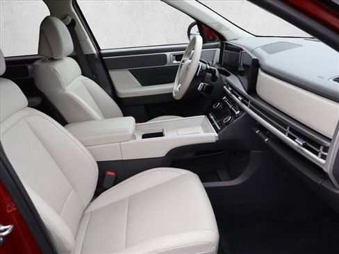 Used 2024 Hyundai Santa Fe SEL AWD/4WD image 29