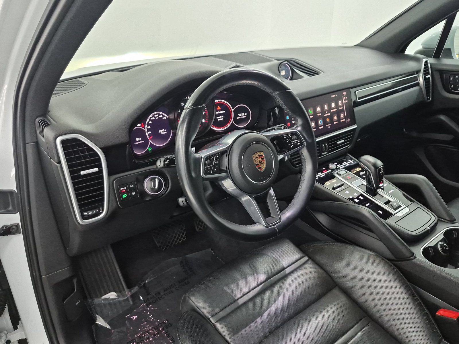 Used 2023 Porsche Cayenne Platinum Edition AWD/4WD image 4