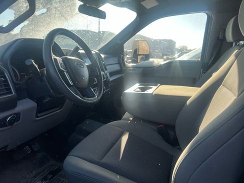 Used 2021 Ford F450 XL w/ STX Appearance Package image 8