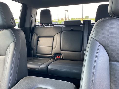 Used 2022 GMC Sierra 1500 SLT image 19