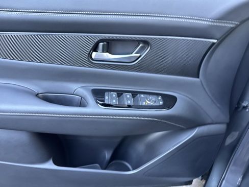 New 2025 Nissan Murano SV image 6