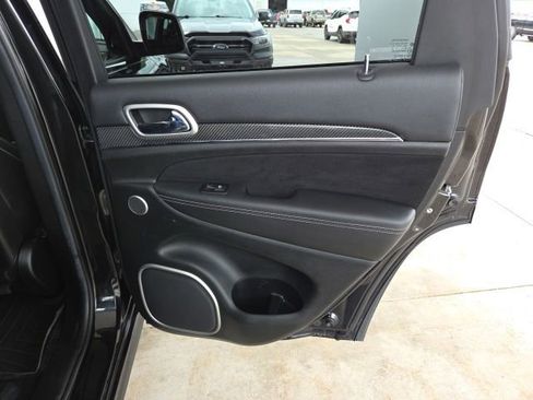 Used 2014 Jeep Grand Cherokee SRT8 w/ Luxury Group II AWD/4WD image 56
