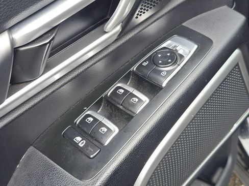 Used 2020 Kia Telluride S w/ S 8 Passenger Seating Package AWD/4WD image 24
