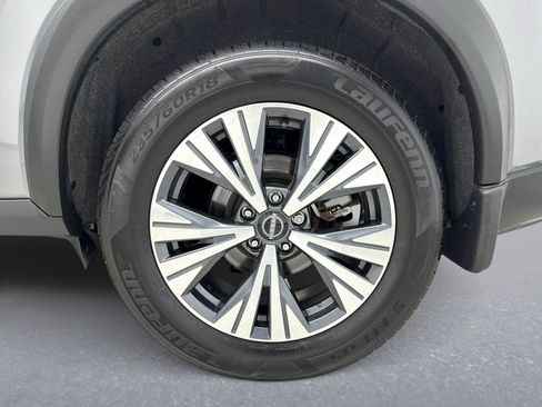 Used 2023 Nissan Rogue SV w/ SV Premium B Package AWD/4WD image 25