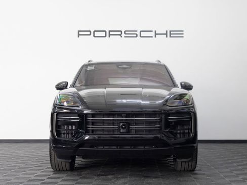 New 2026 Porsche Cayenne Turbo image 10