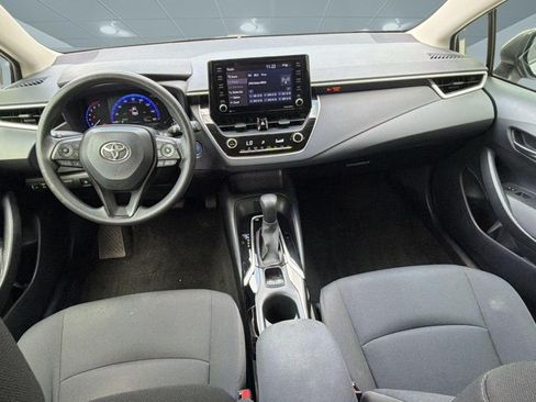 Used 2022 Toyota Corolla LE FWD image 15
