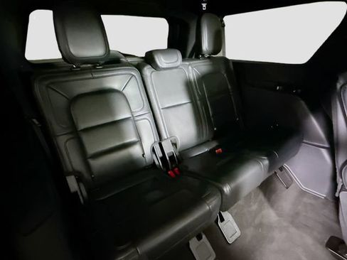 Used 2022 Lincoln Navigator L Reserve AWD/4WD image 28