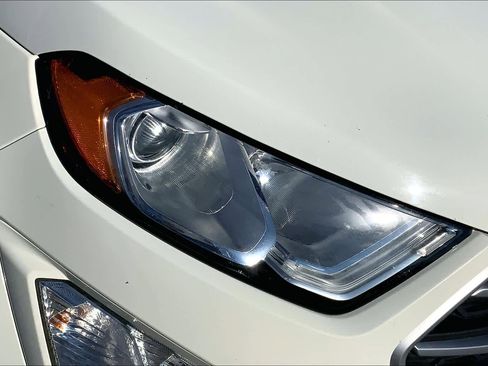 Used 2021 Ford EcoSport SE w/ SE Convenience Package image 28