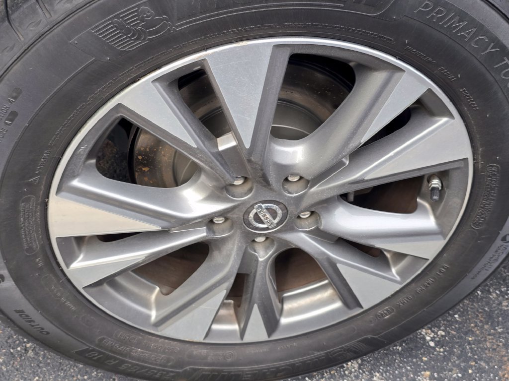 Used 2018 Nissan Murano SL w/ Moonroof Package AWD/4WD image 9