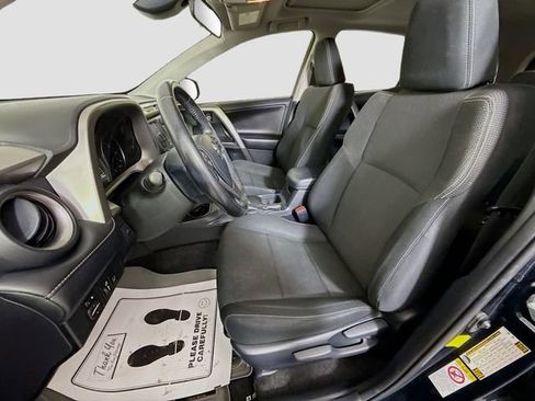 Used 2017 Toyota RAV4 XLE image 19