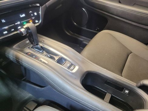 Used 2020 Honda HR-V EX image 26