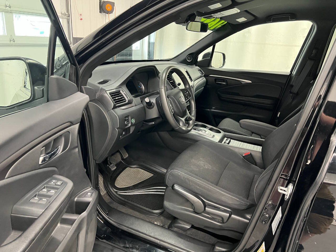 Used 2021 Honda Passport Sport image 7