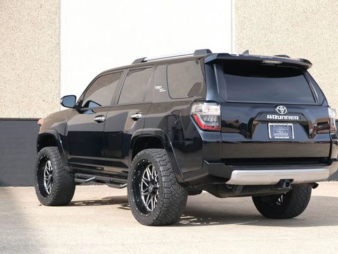 Used 2020 Toyota 4Runner TRD Off-Road Premium w/ Moonroof Package image 14