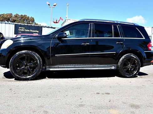 Used 2012 Mercedes-Benz GL 450 4MATIC image 4
