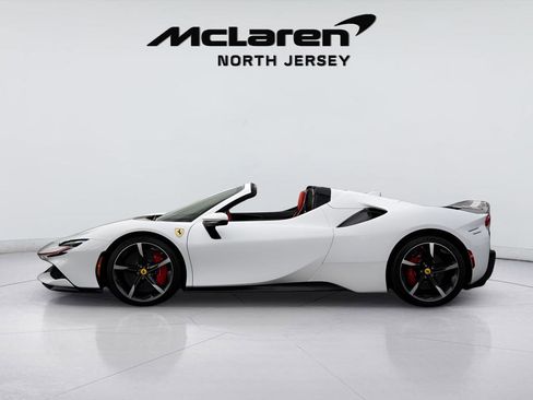 Used 2022 Ferrari SF90 Spider AWD/4WD image 15