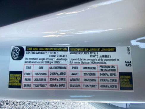 Used 2023 Toyota Corolla LE FWD image 27
