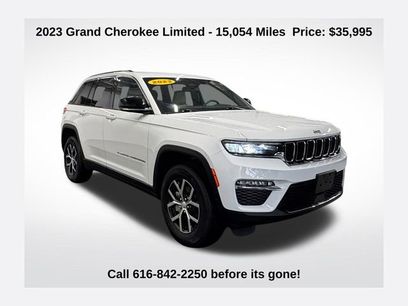 Used 2023 Jeep Grand Cherokee Limited w/ Trailer Tow Prep Group (B)