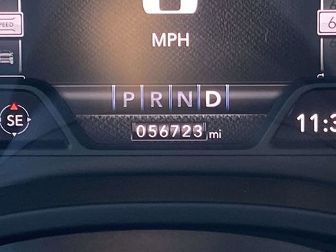 Used 2022 RAM 1500 Laramie w/ Sport Appearance Package image 16