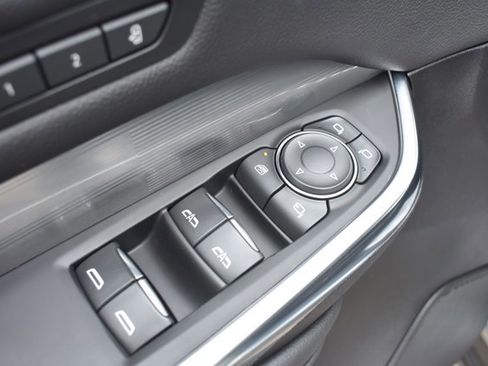 Used 2024 Cadillac XT4 Premium Luxury image 14