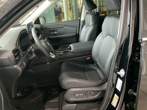 New 2026 Honda Pilot Touring image 4