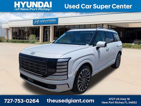 Used 2026 Hyundai Palisade Calligraphy FWD image 1