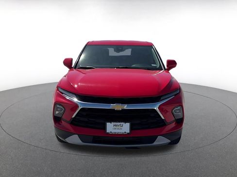 Used 2025 Chevrolet Blazer LT FWD image 4