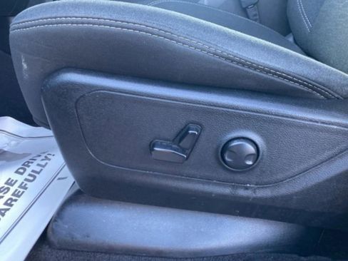 Used 2025 RAM 1500 Big Horn image 12