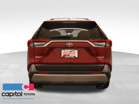 Used 2022 Toyota RAV4 Limited AWD/4WD image 4