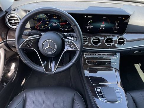Used 2023 Mercedes-Benz E 350 Sedan image 10