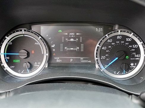 Used 2023 Toyota Highlander LE AWD/4WD image 43