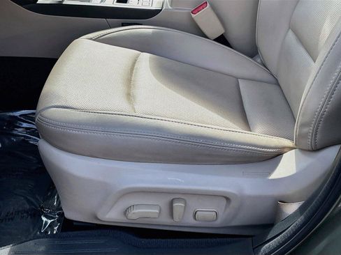 Used 2016 Subaru Outback 3.6R Limited AWD/4WD image 23