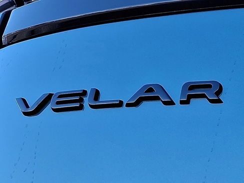Used 2026 Land Rover Range Rover Velar Dynamic SE AWD/4WD image 18