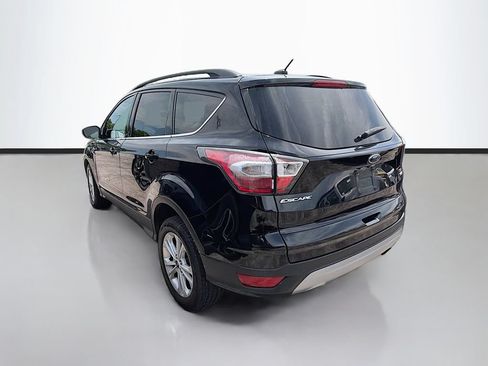 Used 2017 Ford Escape SE w/ Equipment Group 201A AWD/4WD image 6
