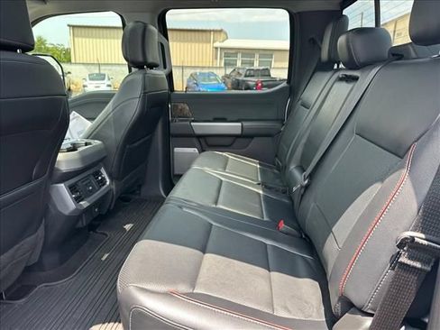 Used 2024 Ford F250 Lariat w/ Lariat Ultimate Package AWD/4WD image 19