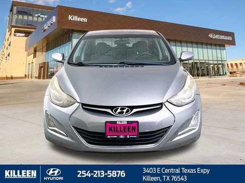 Used 2014 Hyundai Elantra SE w/ Option Group 02 FWD image 2