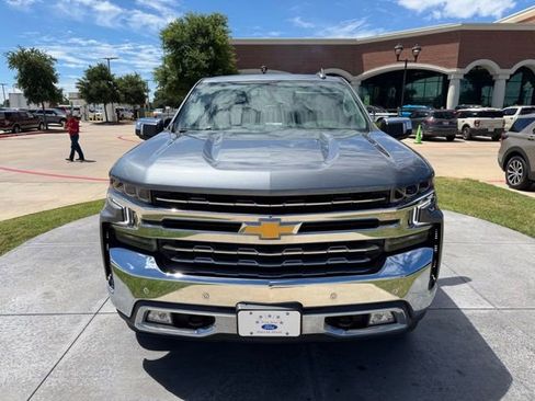 Used 2021 Chevrolet Silverado 1500 LTZ w/ LTZ Convenience Package II RWD image 2
