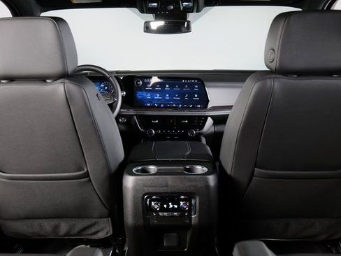 Used 2025 Chevrolet Tahoe LT w/ Comfort Package image 24