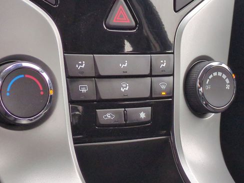 Used 2016 Chevrolet Cruze LT image 28