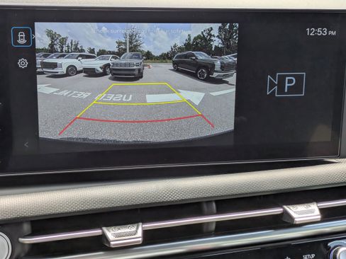 Certified 2026 Hyundai Santa Cruz SEL FWD image 16