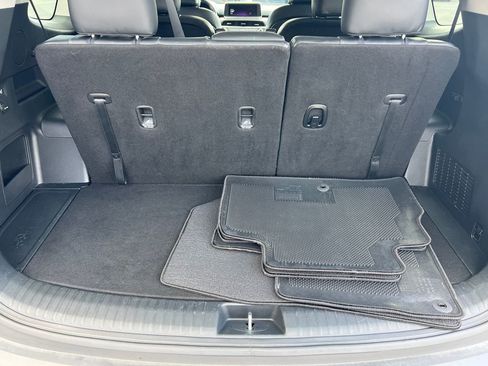 Used 2022 Kia Telluride EX w/ EX Premium Package image 17