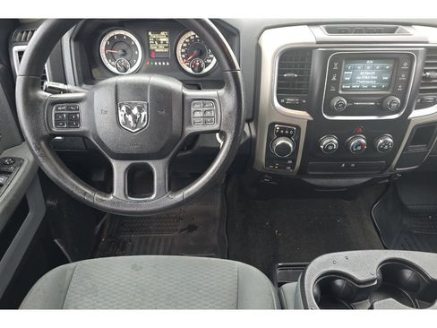 Used 2015 RAM 1500 Classic SLT image 16