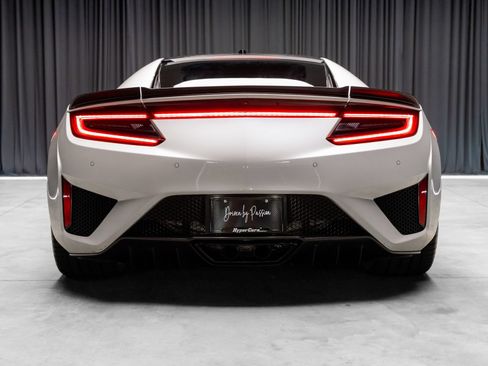 Used 2017 Acura NSX AWD/4WD image 39