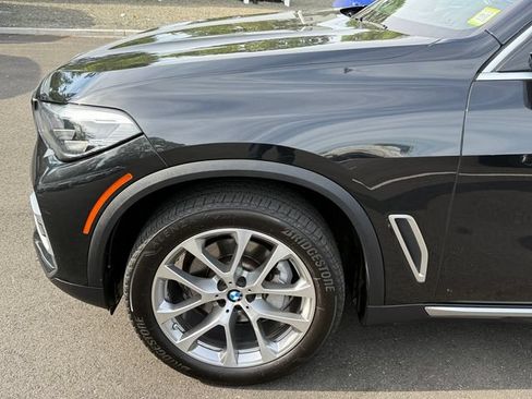 Used 2022 BMW X5 xDrive40i w/ Premium Package AWD/4WD image 10