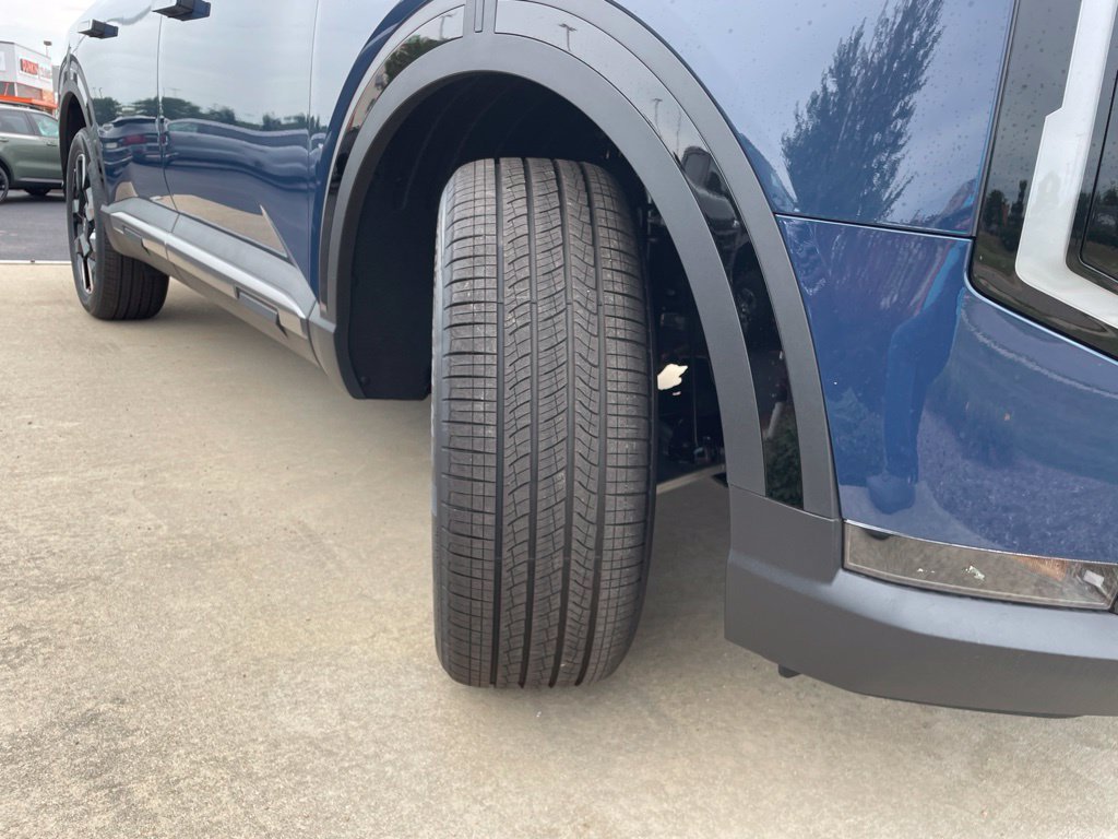 New 2027 Kia Telluride S FWD image 18