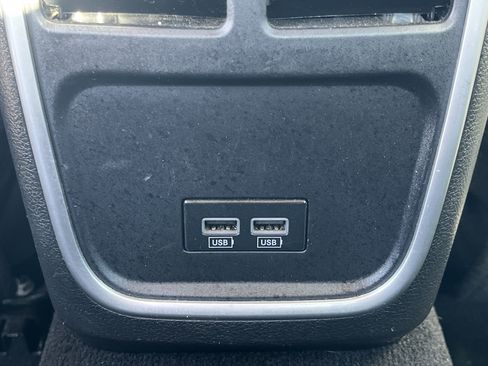 Used 2021 Chrysler 300 Touring L image 21