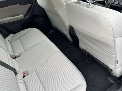 Used 2015 Subaru Forester 2.5i Premium AWD/4WD image 30