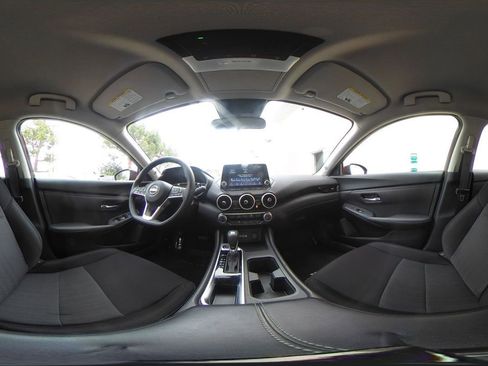 Used 2025 Nissan Sentra SV image 40